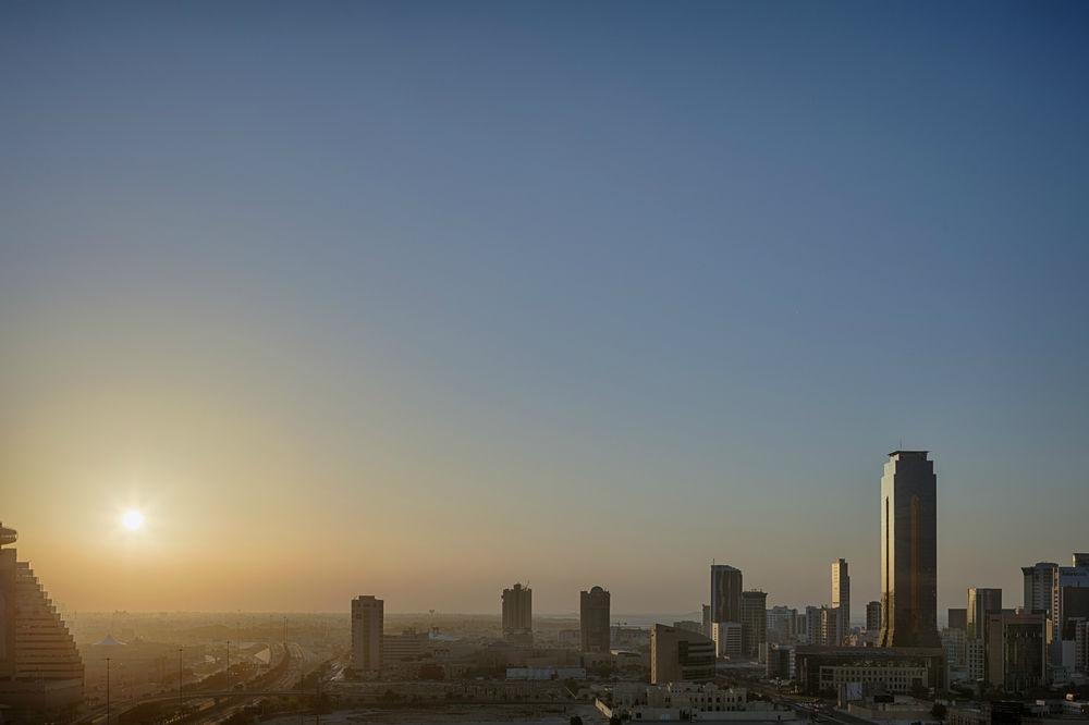 Le Meridien City Centre Bahrain Manama Exterior photo The skyline of Riyadh