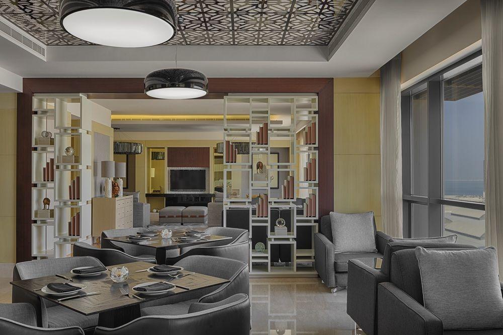 Le Meridien City Centre Bahrain Manama Exterior photo The restaurant