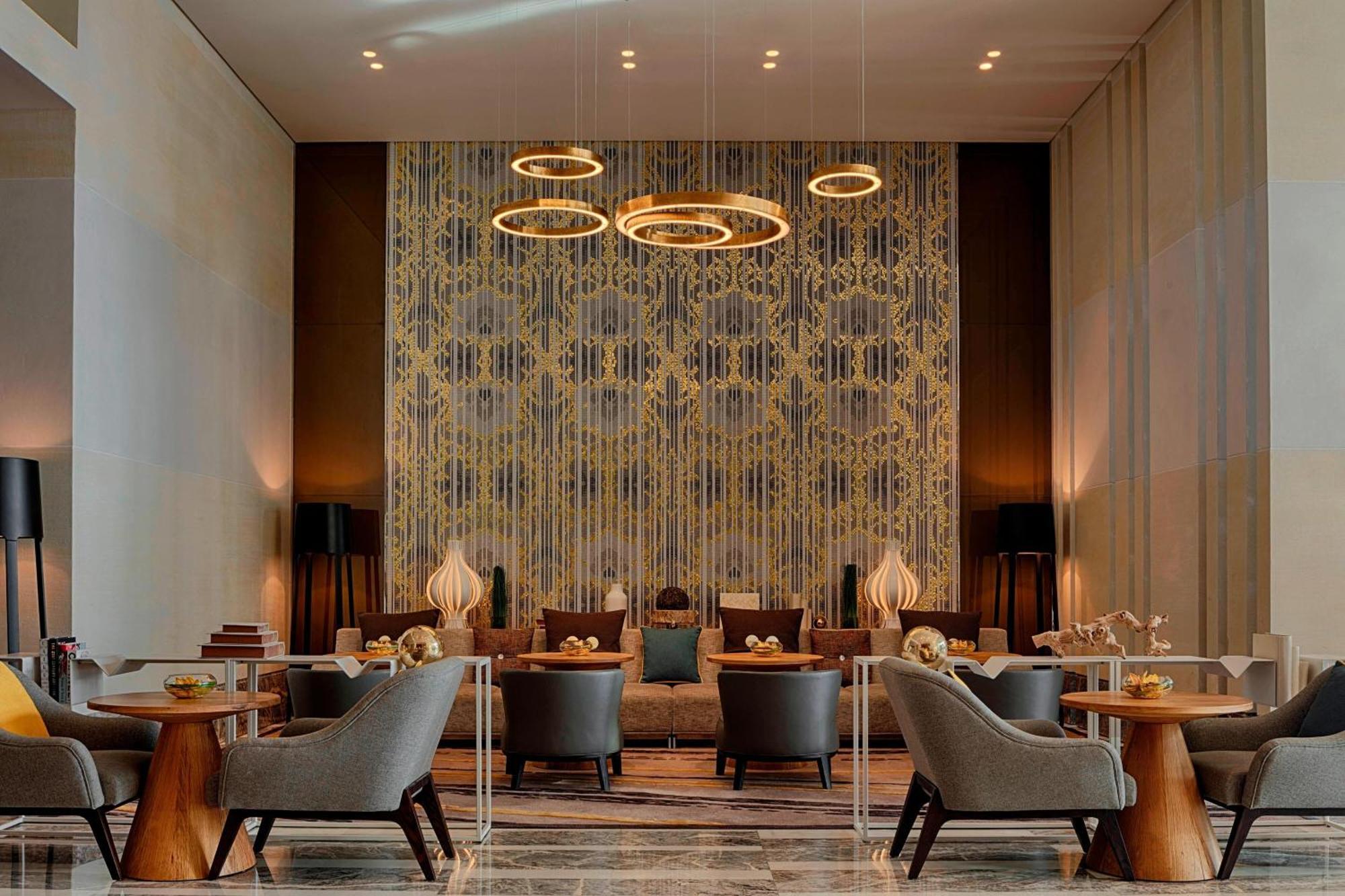 Le Meridien City Centre Bahrain Manama Exterior photo The lobby of the hotel